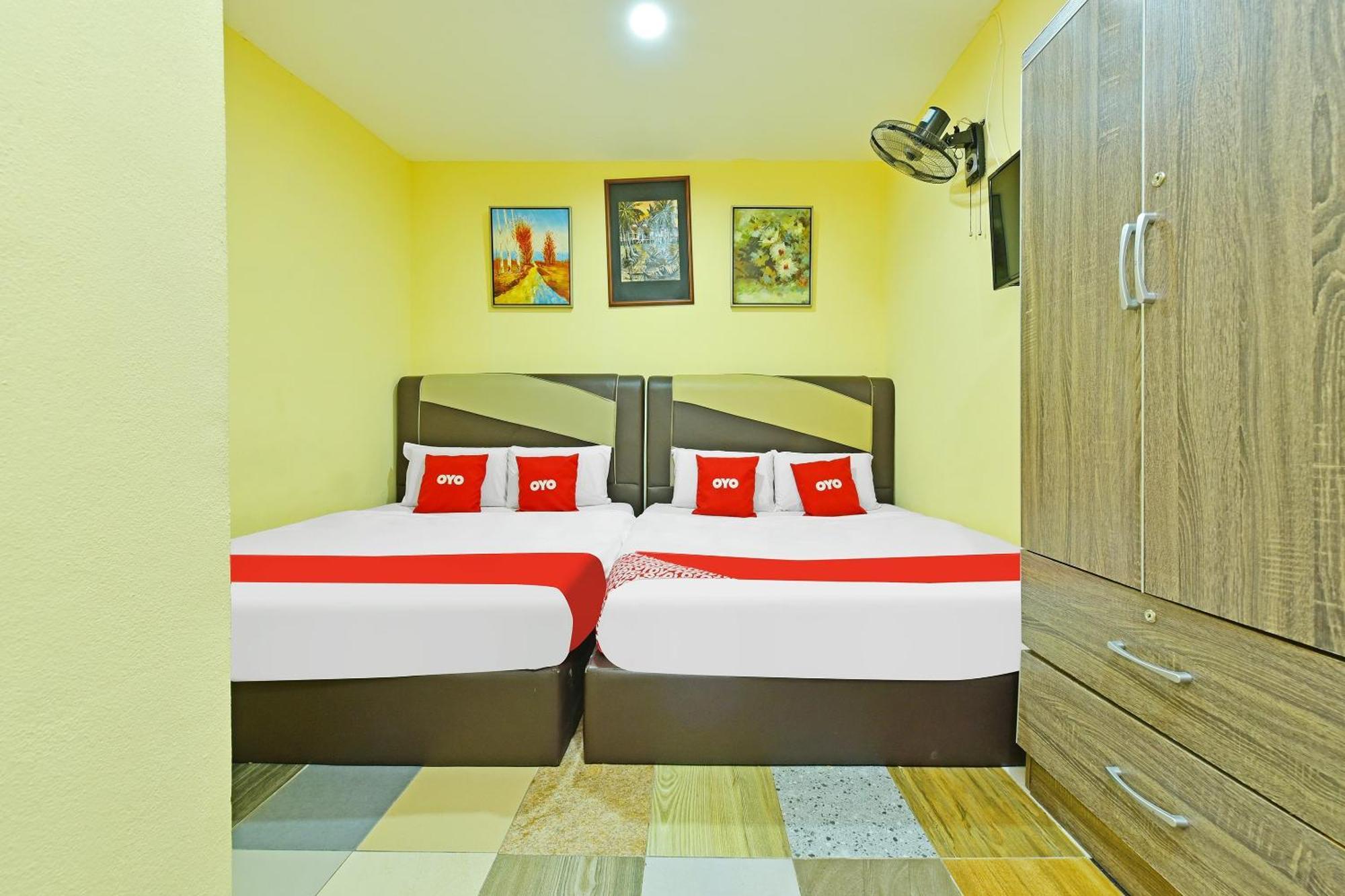 Oyo 873 Bamboo Inn Batu Ferringhi Eksteriør billede