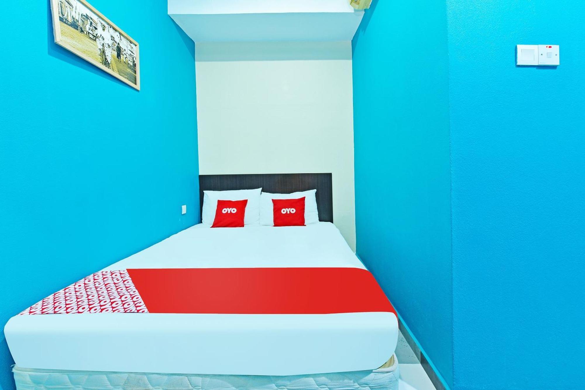 Oyo 873 Bamboo Inn Batu Ferringhi Eksteriør billede