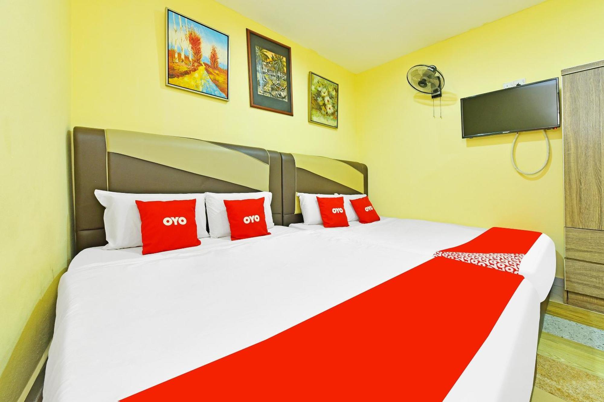 Oyo 873 Bamboo Inn Batu Ferringhi Eksteriør billede