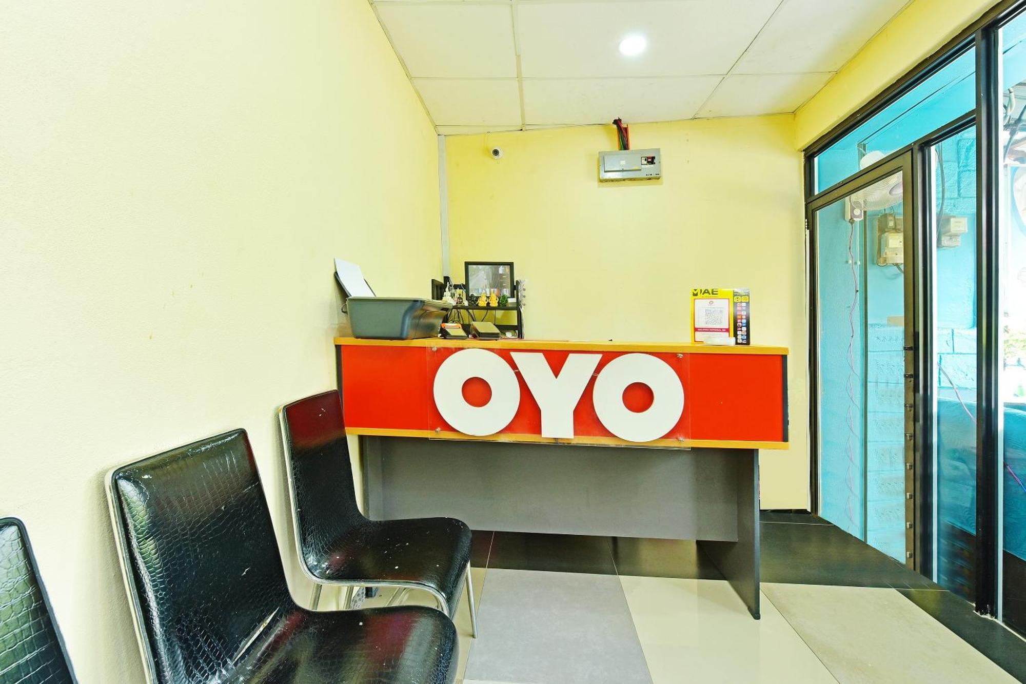 Oyo 873 Bamboo Inn Batu Ferringhi Eksteriør billede