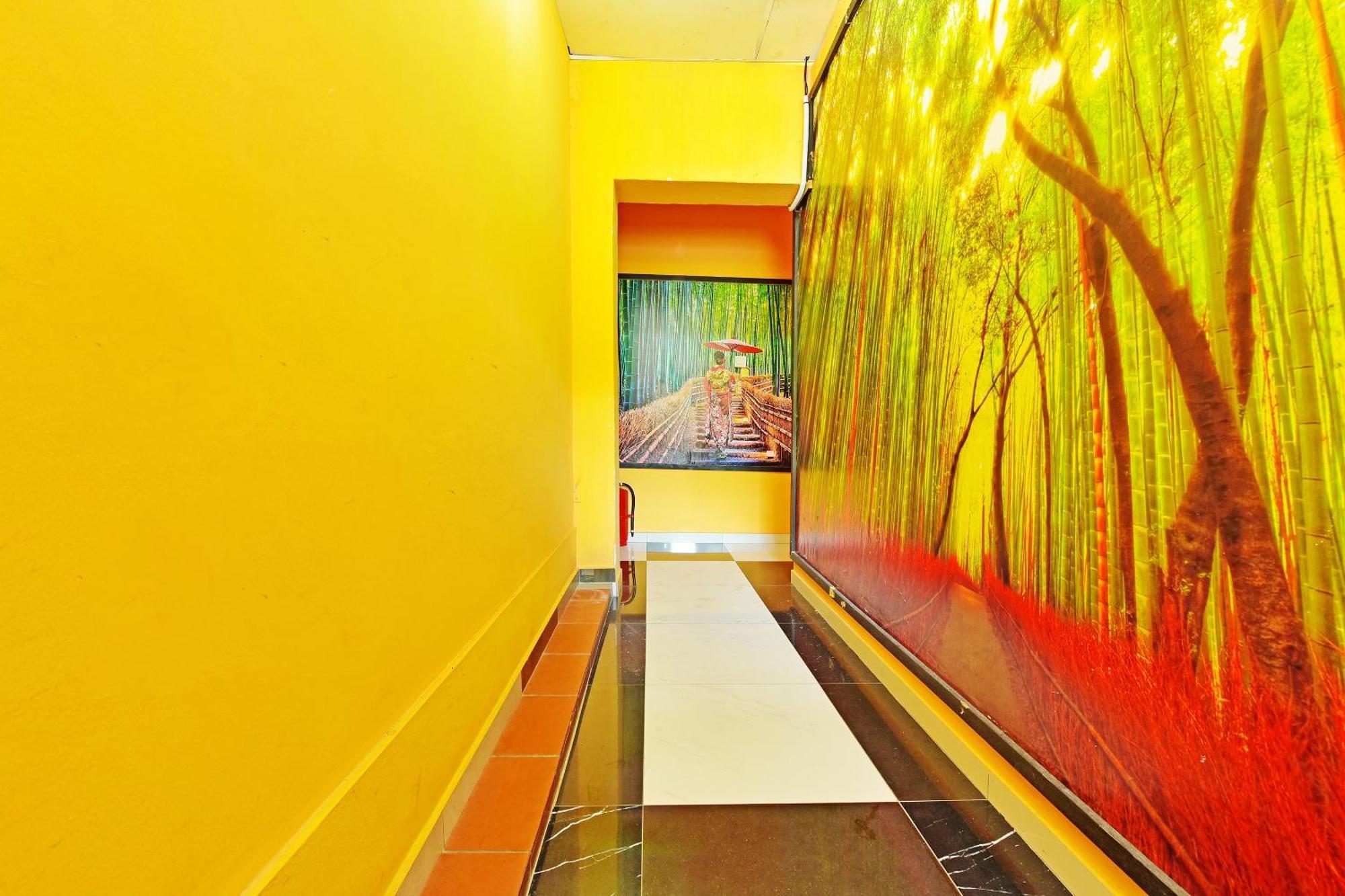 Oyo 873 Bamboo Inn Batu Ferringhi Eksteriør billede
